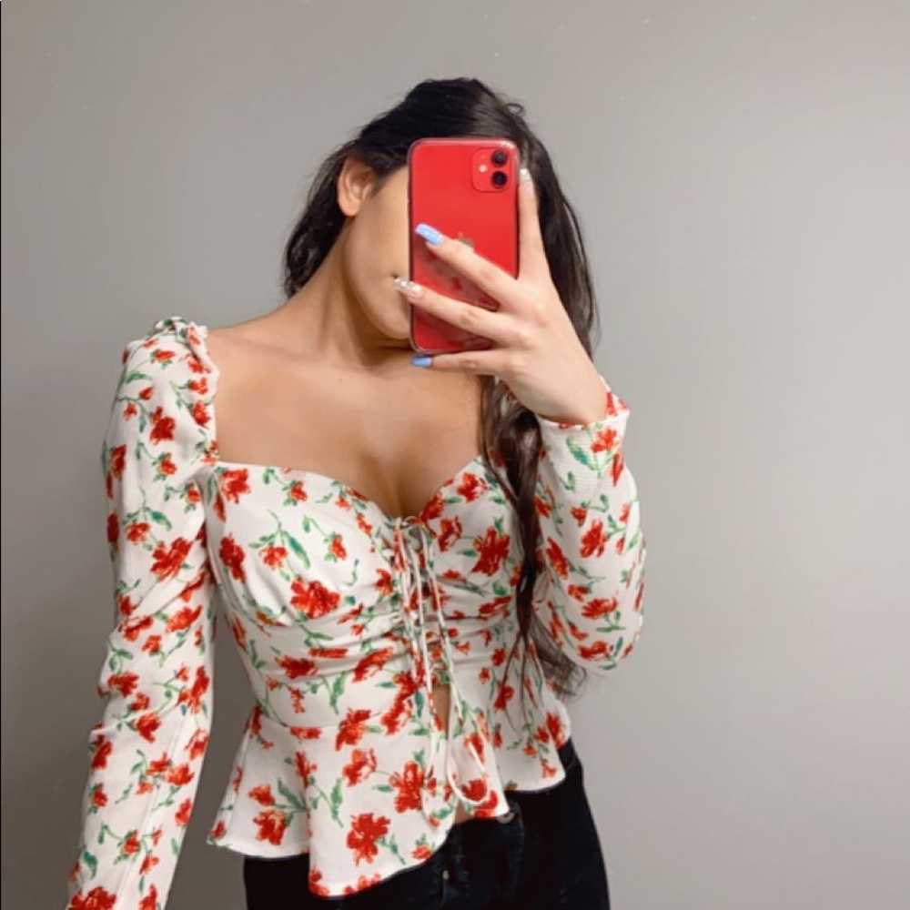 Gorgeous floral top